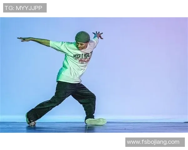 深圳街舞队的奋斗历程:从街头到舞台的热血追梦之旅 深圳街舞队的奋斗历程:从街头到舞台的热血追梦之旅